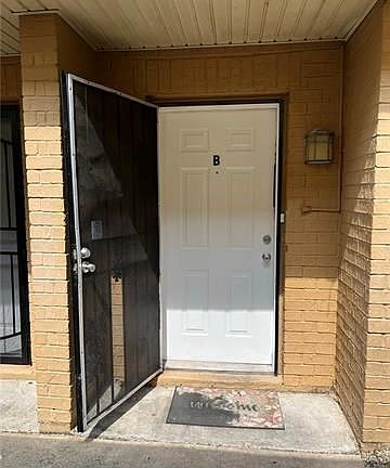 2nd image of 4261 Lac Saint Pierre Dr #B
