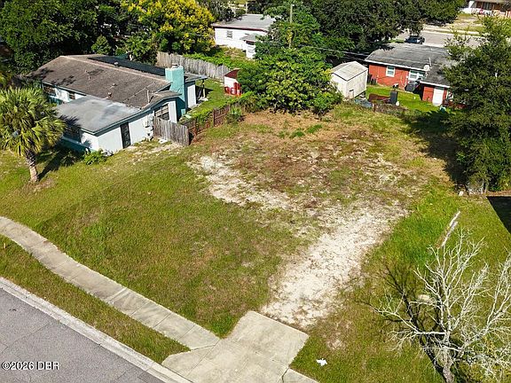 4th image of 3611 Westwood Rd
