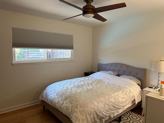 3rd image of 6946 Pampas Way