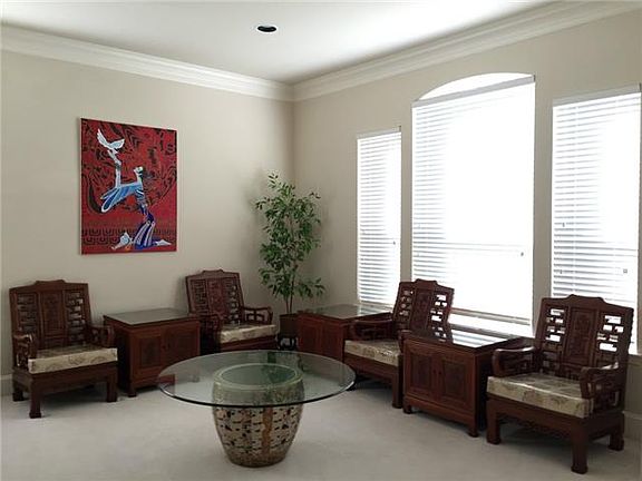 5th image of 7308 Crenshaw Dr