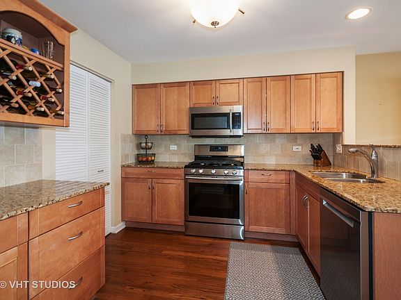 5th image of 2763 Whitlock Dr
