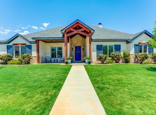 610 N 10th St, Wolfforth, TX 79382