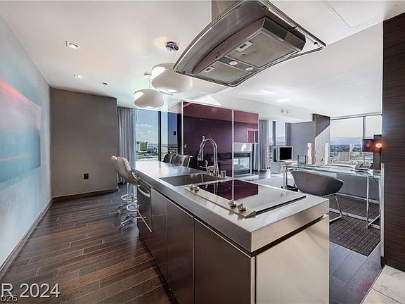 4th image of 4381 W Flamingo Rd #1221