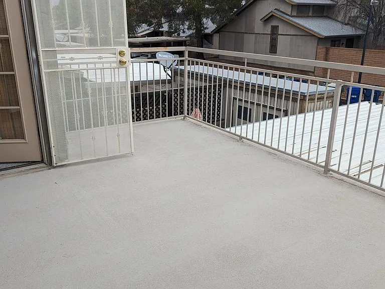 2717 N Pacific Dr — Photo 28