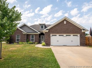 2658 Crescent Hill Dr NE, Corydon, IN 47112