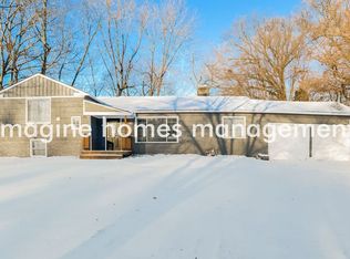 7606 Ward Pkwy, Kansas City, MO 64114