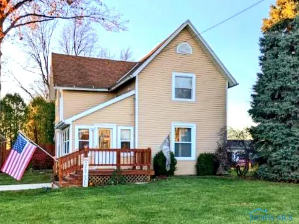 13735 Center St, Weston, OH 43569