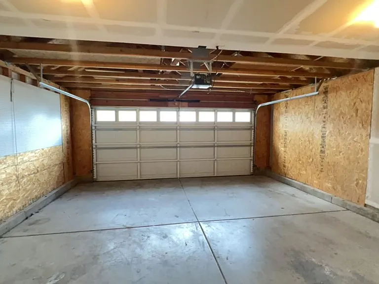 1325 Chichester Dr — Photo 16
