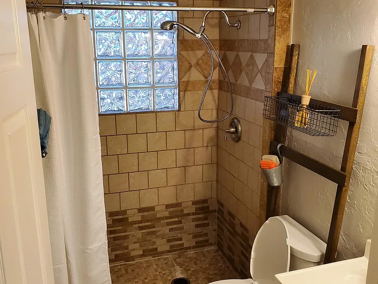 334 W Byrd Blvd — Photo 11