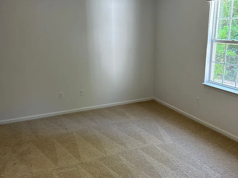 Arlington Apartments — Photo 101
