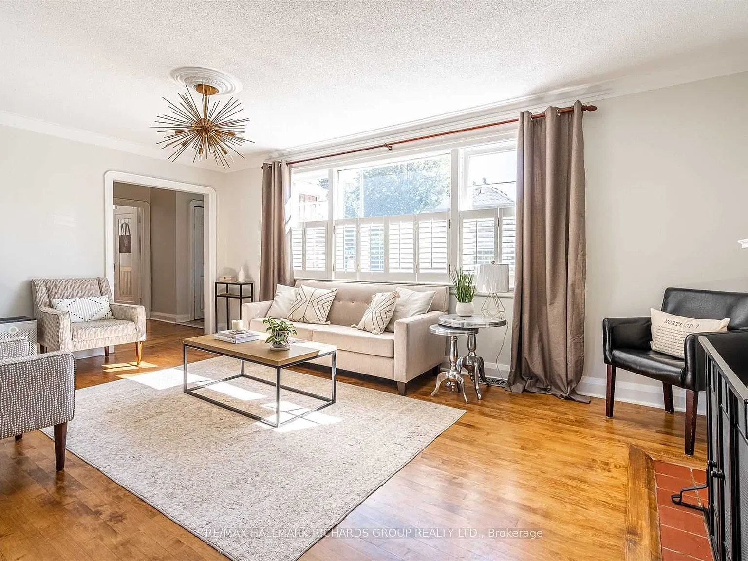 4 bed, $4,695 — Photo 2