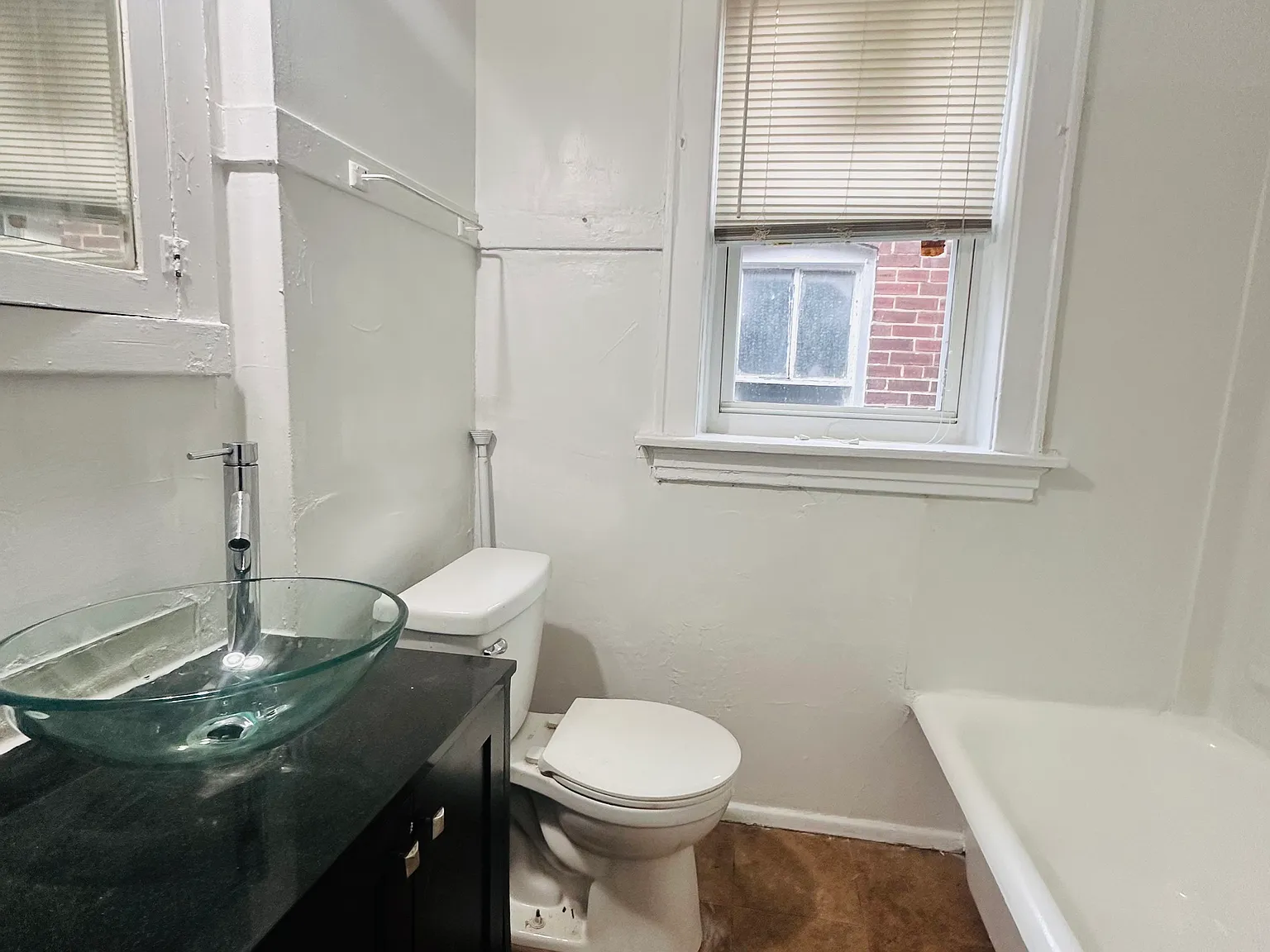 1 bed, 835 sqft, $695 — Photo 4