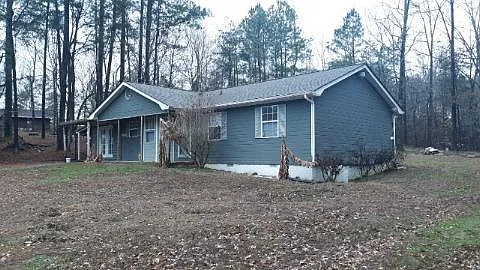436 Quill Dr NW