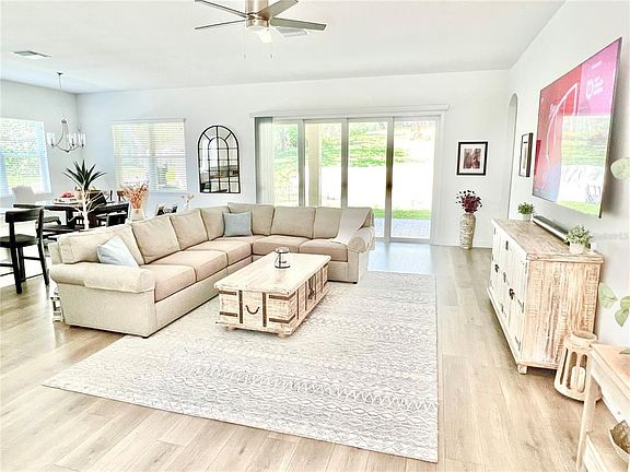 4th image of 1334 Belcher Dr