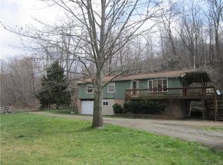 564 Georgetown Rd, Georgetown, PA 15043