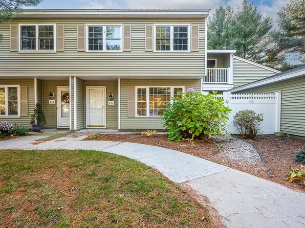 202 Edgebrook Dr, Boylston, MA 01505