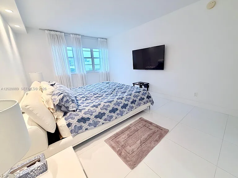 100 Lincoln Rd #1504 — Photo 11