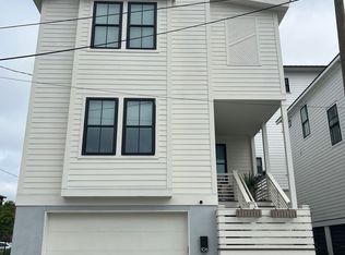 106 Cooper St, Charleston, SC 29403