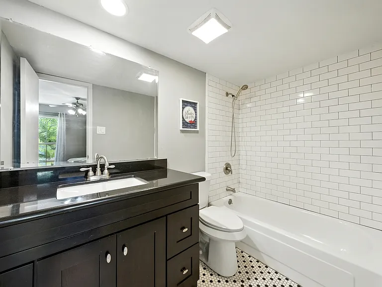 14711 Barryknoll Ln #35 — Photo 24