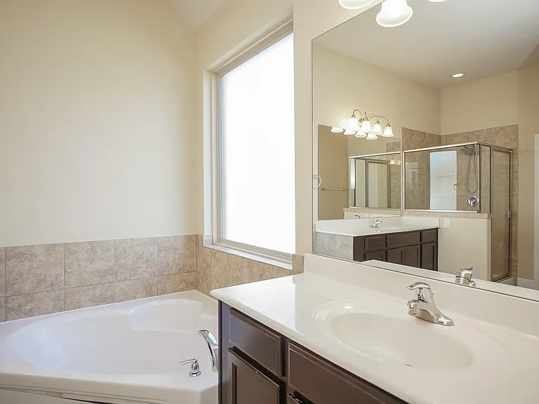 28515 Pleasant Forest Dr — Photo 20