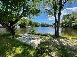 19 Sonny Ave, Goffstown, NH 03045