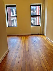 Rented by Warren T Real Estate Corp.