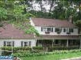 562 Spring Hollow Ln, Media, PA 19063