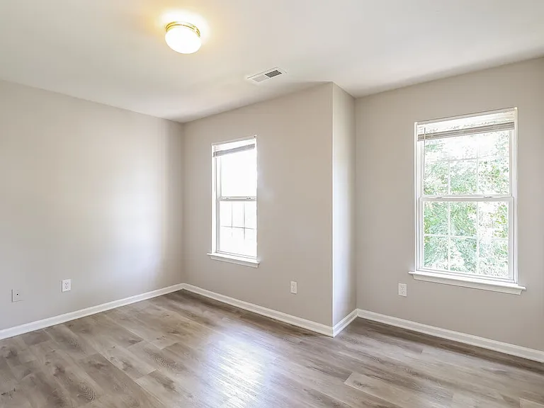 9446 Dewey Dr — Photo 14