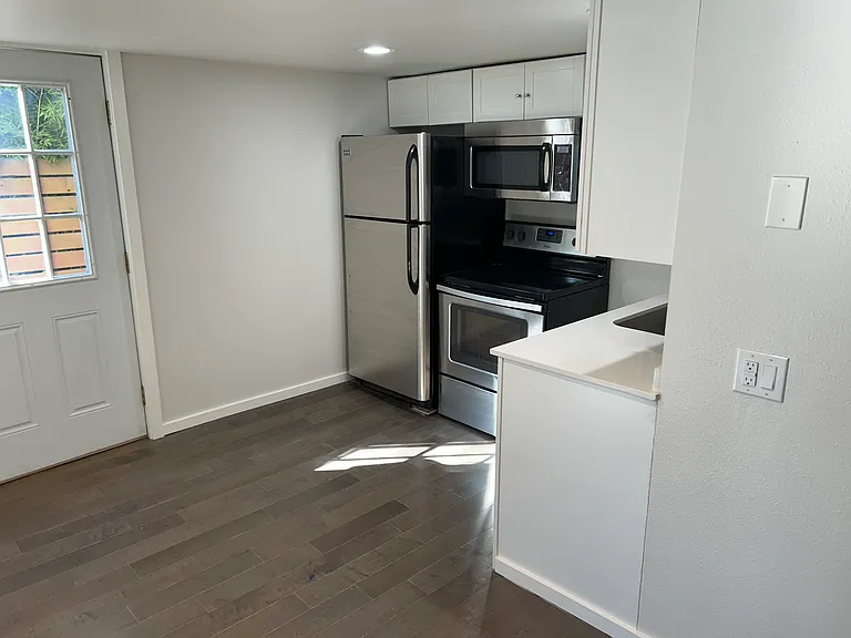 2319 Boylston Ave E #A — Photo 6