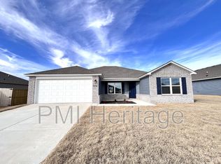 2721 Elliott St, Pea Ridge, AR 72751