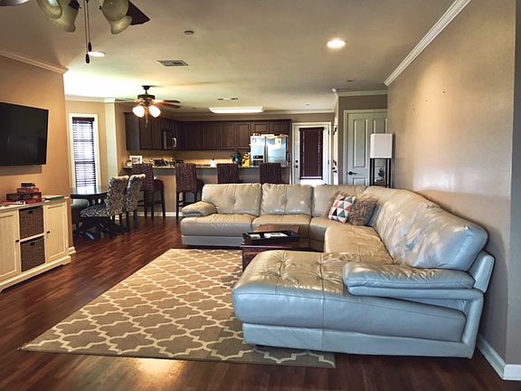 3rd image of 508E Ansley Blvd