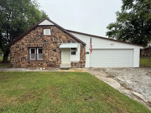 1310 Regan Avenue, Carthage, MO 64836