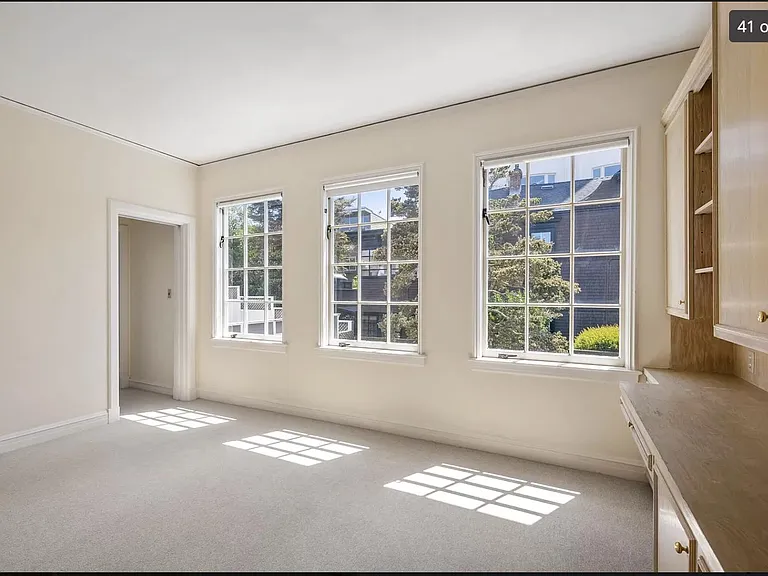 2453 Pacific Ave — Photo 7