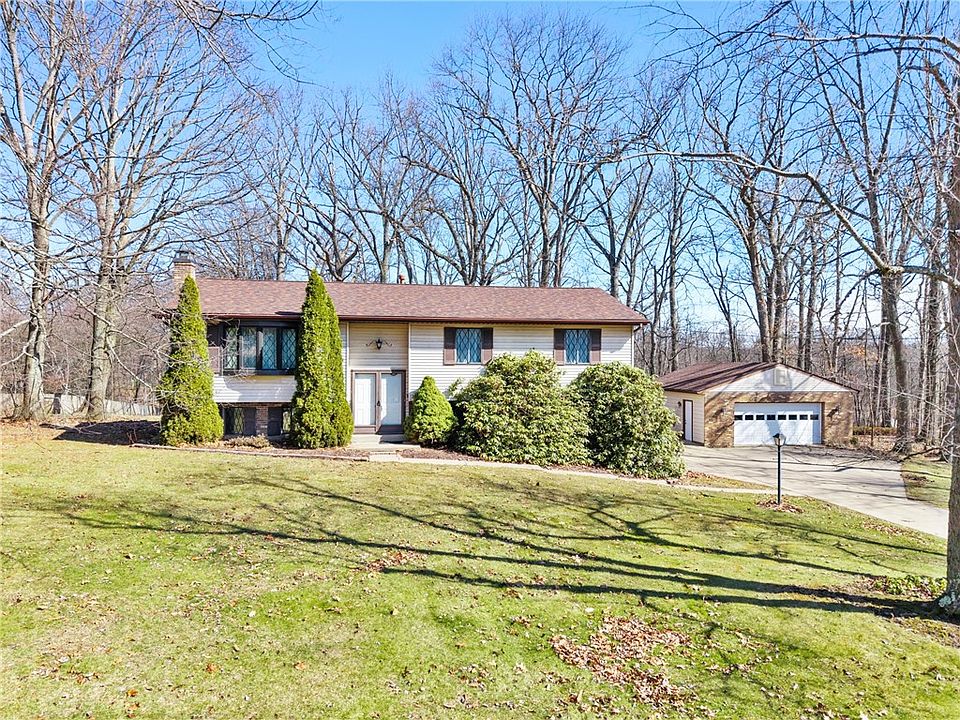 1st image of 205 Silverdale Dr