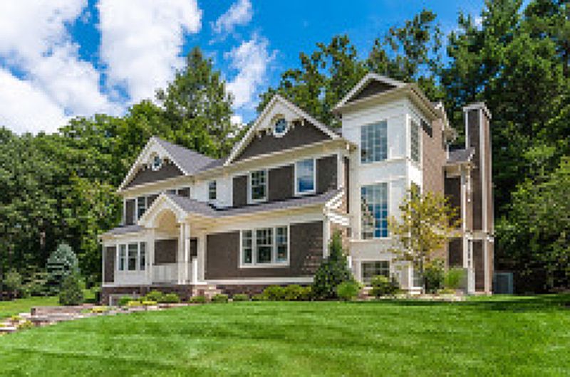 1st image of 294 Forest Dr S