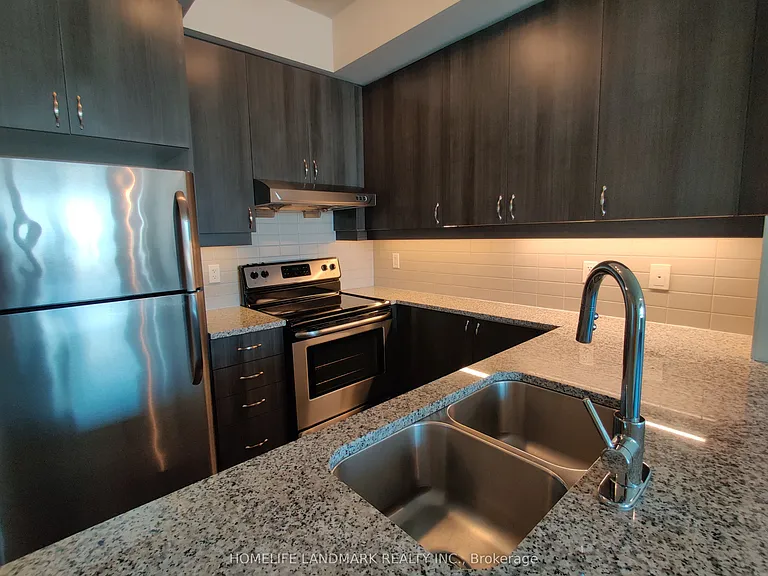 8110 Birchmount Rd #803 — Photo 4