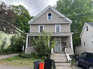 39 Oak St, Augusta, ME 04330