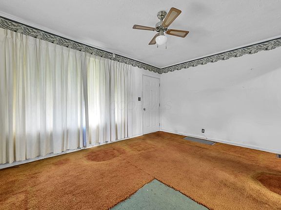 5th image of 1175 23rd Ave