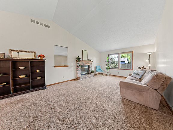 4th image of 5574 S Wilson Meadows Dr