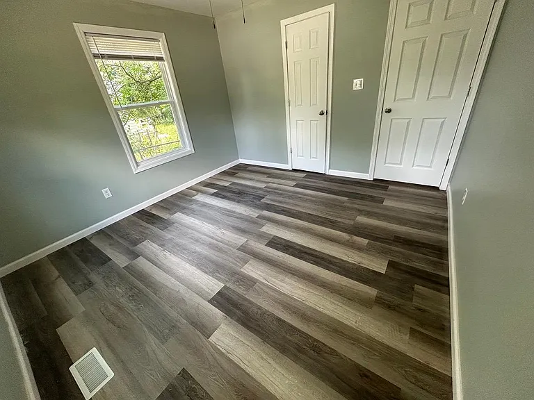 106 Bowden Dr — Photo 16