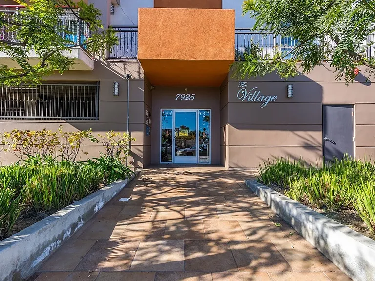 The Village Apts...Gorgeous Luxury Apartments! CALL NOW! — Photo 15