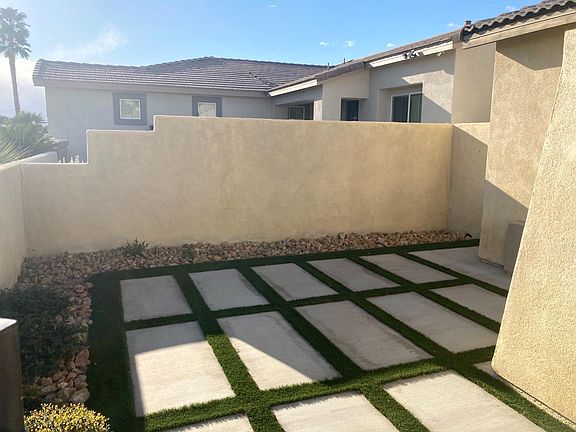 3rd image of 81412 Avenida Romero