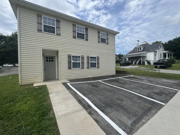 100 Warren St #1, McMinnville, TN 37110