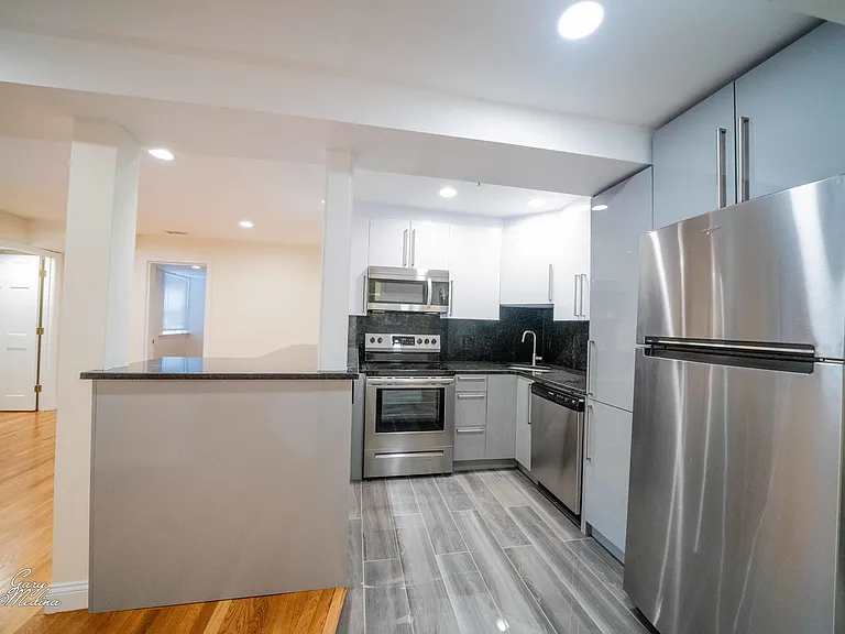 1801 Beacon St #2 — Photo 32