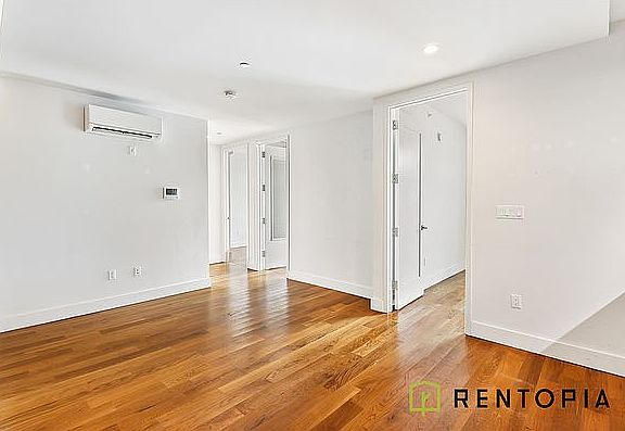 3rd image of 310 Graham Ave #2E