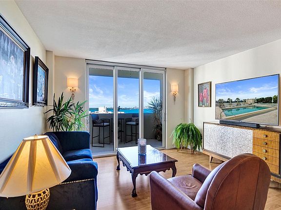 3rd image of 5 Island Ave APT 8B