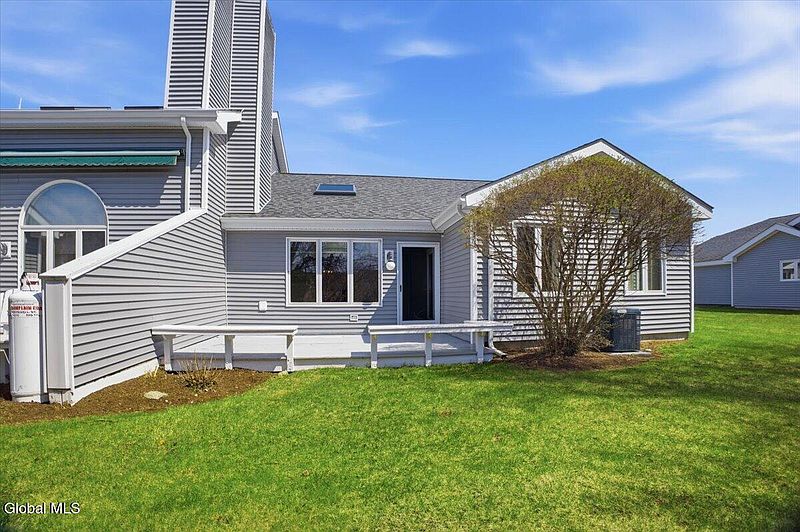 5th image of 26 Westwood Drive