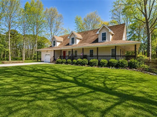 4172 Godwin Blvd, Suffolk, VA 23434