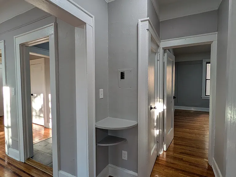 331-333 Elmora Ave #1D — Photo 25