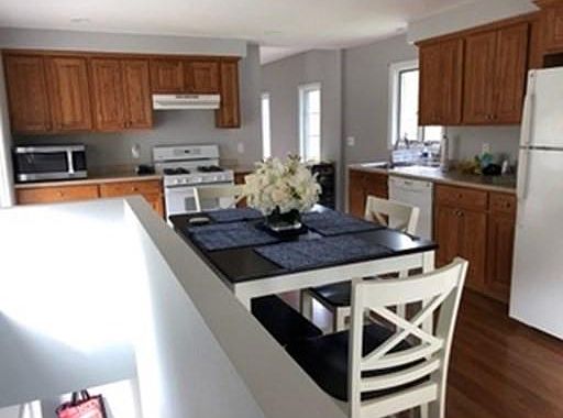 2nd image of 50 Central St #2